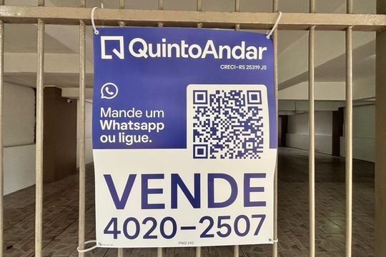 Placa instalada em 12/10/2026 com o código PIMZ-243 de apartamento à venda com 2 quartos, 140m² em Centro, Novo Hamburgo