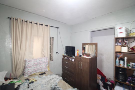Quarto 1 de casa à venda com 1 quarto, 40m² em Vila Santa Maria, São Paulo