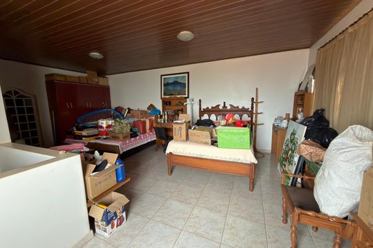 Casa à venda com 5 quartos, 1000m² em Colônia Agrícola Samambaia, Brasília