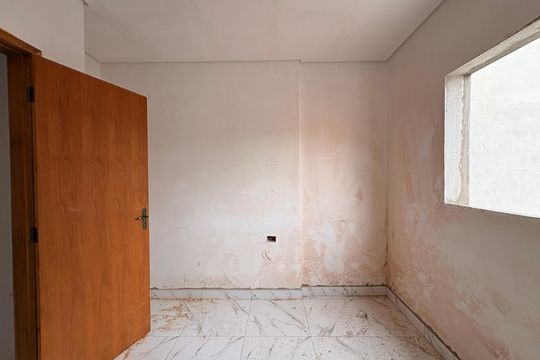 Suite 1 de casa à venda com 2 quartos, 70m² em Vila Lucinda, Santo André