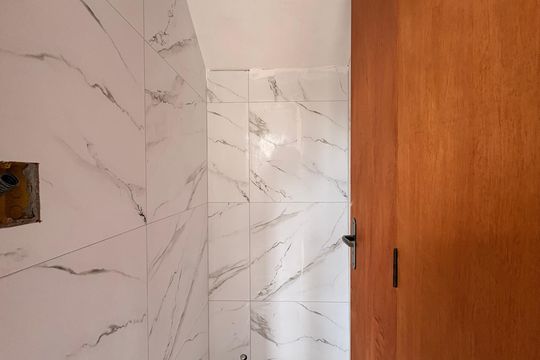 Lavabo de casa à venda com 2 quartos, 70m² em Vila Lucinda, Santo André