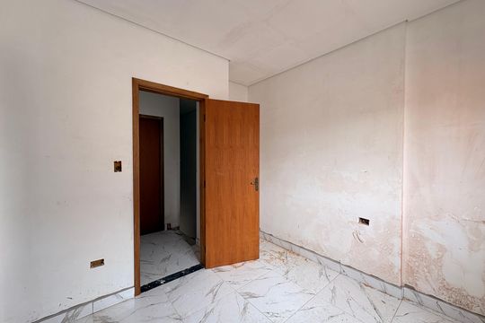 Suite 1 de casa à venda com 2 quartos, 70m² em Vila Lucinda, Santo André