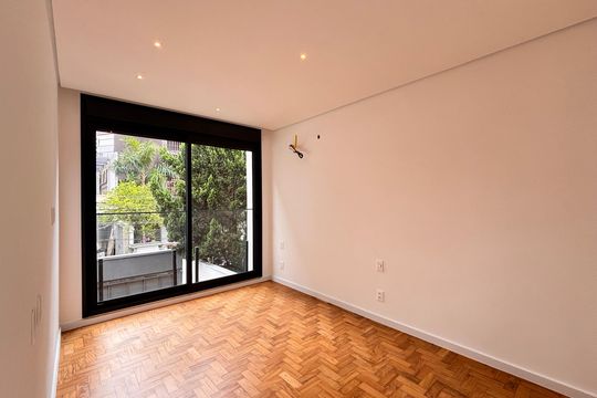 Suíte 2 de casa à venda com 3 quartos, 265m² em Vila Nova Conceição, São Paulo