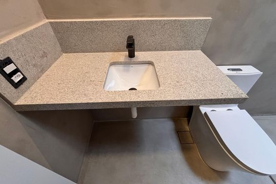 Banheiro da Suíte 1 de casa à venda com 3 quartos, 265m² em Vila Nova Conceição, São Paulo