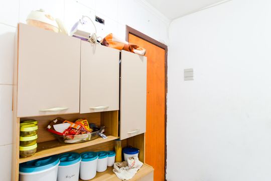 Cozinha  de kitnet/studio à venda com 1 quarto, 38m² em Jardim Santa Mena, Guarulhos