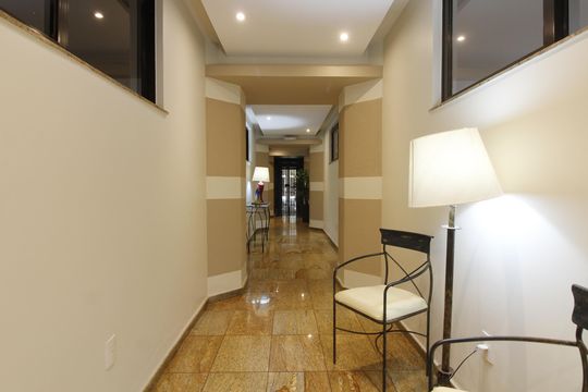 Área comum - Hall de apartamento para alugar com 3 quartos, 280m² em Passagem, Cabo Frio