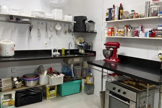 Cozinha e Área de Serviço de casa para alugar com 2 quartos, 150m² em Aparecida, Santos