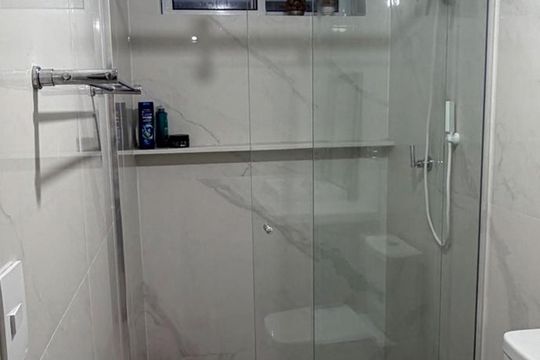 Banheiro de casa para alugar com 2 quartos, 150m² em Aparecida, Santos
