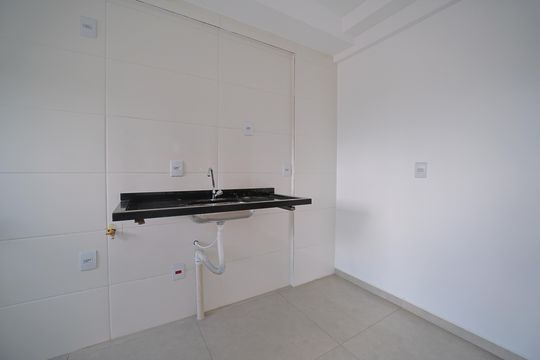 Cozinha de apartamento à venda com 2 quartos, 42m² em Vila Granada, São Paulo