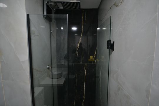 Banheiro de apartamento à venda com 1 quarto, 29m² em Butantã, São Paulo