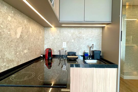 Cozinha de apartamento à venda com 2 quartos, 40m² em Cerqueira César, São Paulo