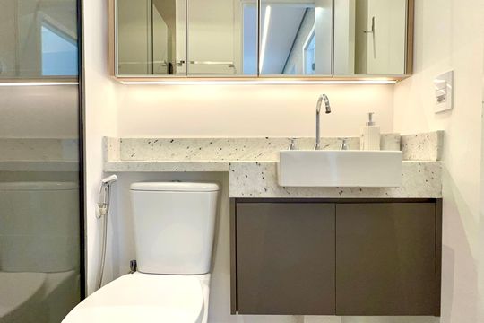 Banheiro de apartamento à venda com 2 quartos, 40m² em Cerqueira César, São Paulo