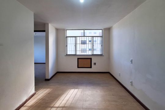 Sala de apartamento à venda com 2 quartos, 69m² em Santa Rosa, Niterói