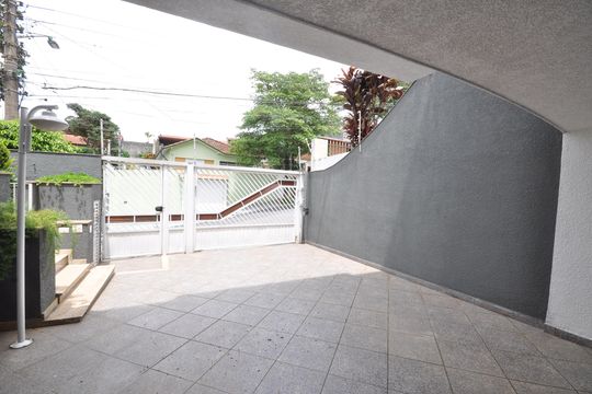 Garagem de casa à venda com 3 quartos, 285m² em Vila Albertina, São Paulo