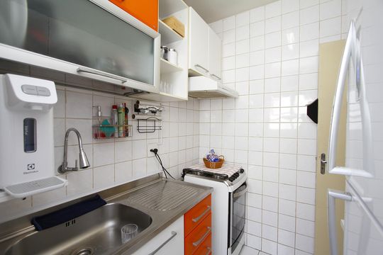 Cozinha de apartamento para alugar com 2 quartos, 52m² em Nova Granada, Belo Horizonte