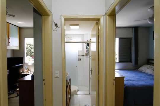 Corredor de apartamento para alugar com 2 quartos, 52m² em Nova Granada, Belo Horizonte