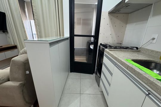 Cozinha de apartamento à venda com 2 quartos, 40m² em Presidente Altino, Osasco