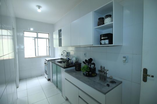 Cozinha de apartamento à venda com 2 quartos, 74m² em Vila da Penha, Rio de Janeiro