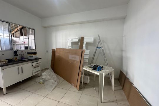 Sala/Cozinha de casa para alugar com 1 quarto, 40m² em Vila do Conde, Barueri