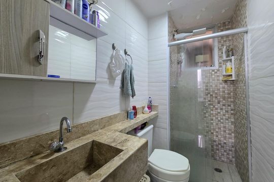 Banheiro de apartamento à venda com 3 quartos, 69m² em Jardim do Estádio, Santo André