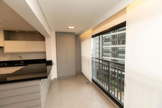 VARANDA de apartamento para alugar com 3 quartos, 98m² em Taquaral, Campinas