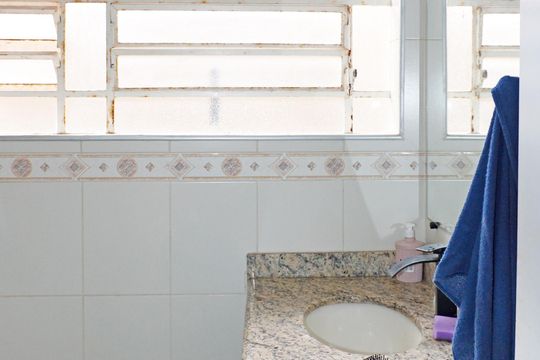 Banheiro 1 de casa à venda com 3 quartos, 168m² em Barra Funda, Vinhedo