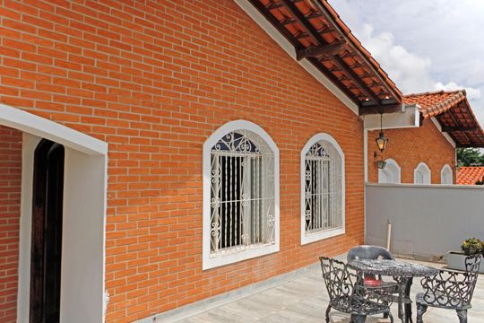 Varanda de casa à venda com 3 quartos, 168m² em Barra Funda, Vinhedo