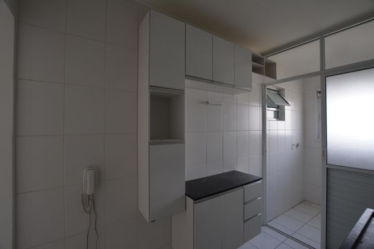 COZINHA de apartamento para alugar com 2 quartos, 70m² em Jaguaré, São Paulo