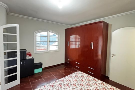 Suite de casa à venda com 3 quartos, 180m² em Vila América, Santo André
