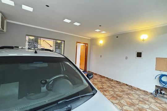 Garagem de casa à venda com 3 quartos, 180m² em Vila América, Santo André