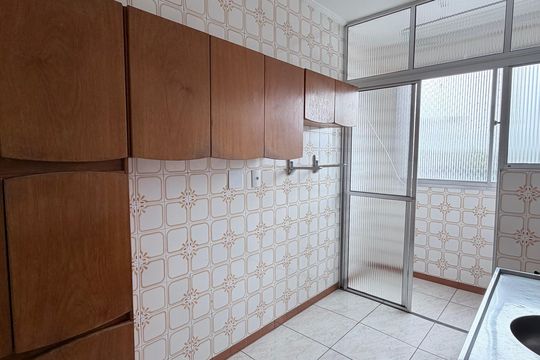 Cozinha  de apartamento para alugar com 1 quarto, 50m² em Vila Santa Rita de Cassia, São Bernardo do Campo