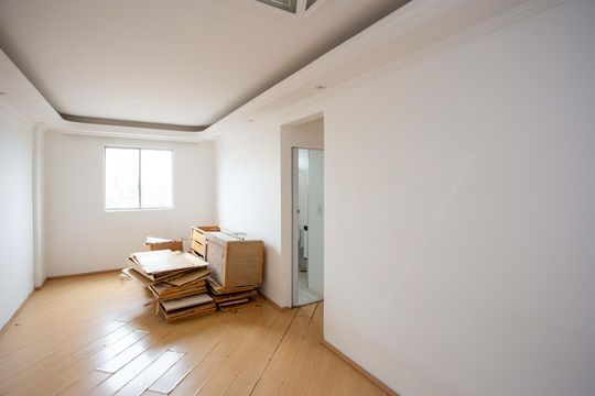 Sala de apartamento à venda com 2 quartos, 70m² em Vila Maria Leonor, Diadema