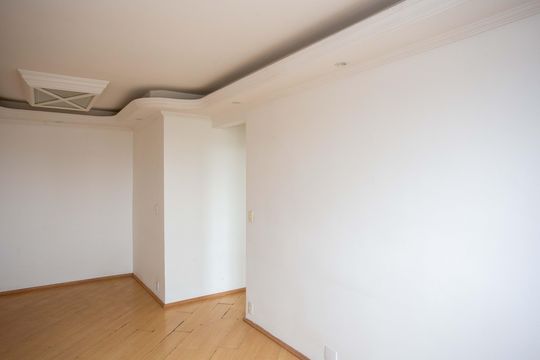 Apartamento à venda com 2 quartos, 70m² em Vila Maria Leonor, Diadema