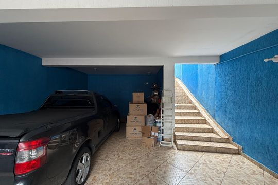 Garagem de casa à venda com 3 quartos, 195m² em Parque Selecta, São Bernardo do Campo