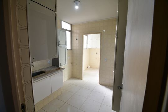 Cozinha de apartamento para alugar com 1 quarto, 51m² em Centro, Campinas