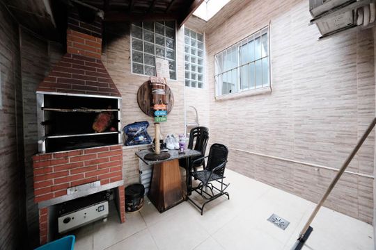 Garagem de casa à venda com 4 quartos, 309m² em Vila Matilde, São Paulo