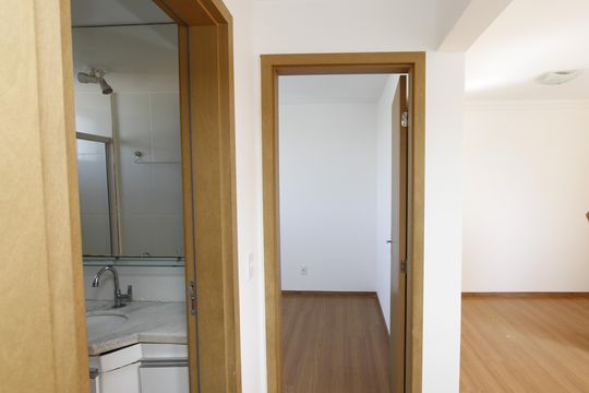 Corredor de apartamento à venda com 2 quartos, 52m² em Jardim America, Belo Horizonte