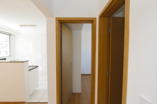 Corredor de apartamento à venda com 2 quartos, 52m² em Jardim America, Belo Horizonte