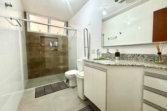 Apartamento à venda com 3 quartos, 105m² em Coracao de Jesus, Belo Horizonte
