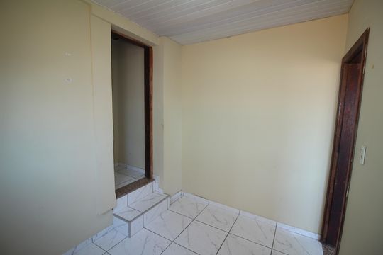 Sala de kitnet/studio para alugar com 1 quarto, 35m² em Teixeira Dias, Belo Horizonte