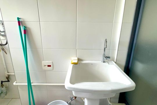 Área de Serviço de apartamento para alugar com 3 quartos, 118m² em Cerqueira César, São Paulo