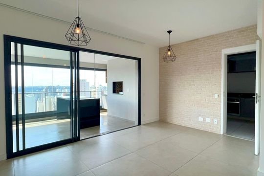 Apartamento para alugar com 3 quartos, 118m² em Cerqueira César, São Paulo