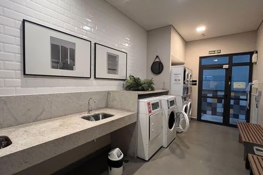 Área comum de apartamento para alugar com 3 quartos, 118m² em Cerqueira César, São Paulo