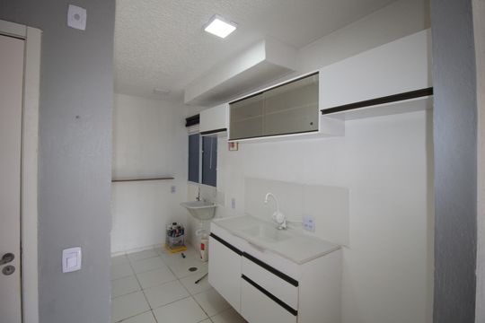 Cozinha de apartamento para alugar com 2 quartos, 42m² em Sarandi, Porto Alegre