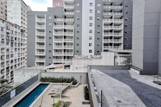 Vista de kitnet/studio para alugar com 1 quarto, 27m² em Sé, São Paulo