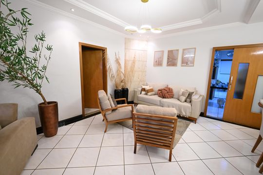 Casa à venda com 3 quartos, 187m² em Jardim Presidente, Goiânia