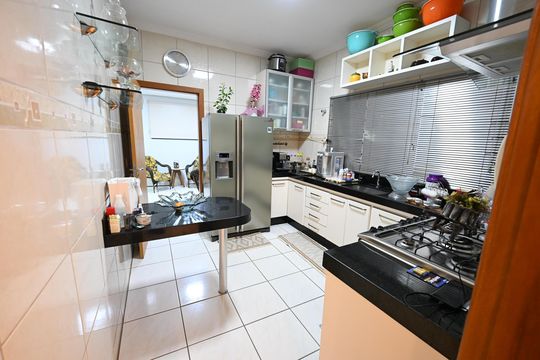 Casa à venda com 3 quartos, 187m² em Jardim Presidente, Goiânia