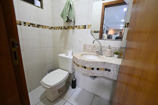 Casa à venda com 3 quartos, 187m² em Jardim Presidente, Goiânia