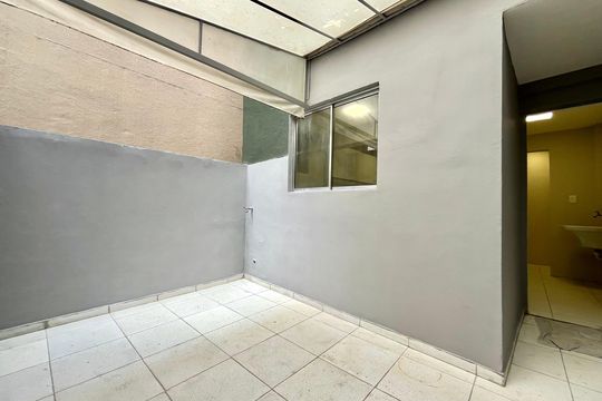 Varanda de apartamento à venda com 3 quartos, 100m² em Mirandópolis, São Paulo