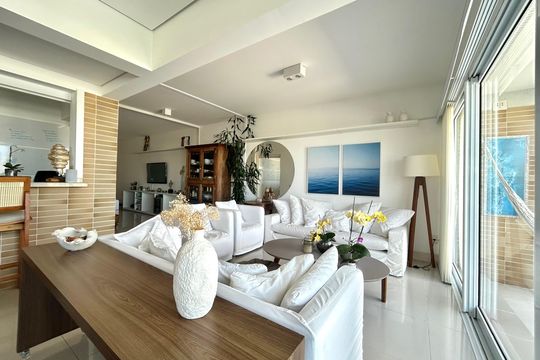 Apartamento para alugar com 3 quartos, 196m² em Campeche, Florianópolis